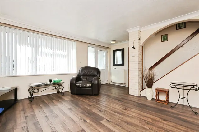Bell Close, Birmingham, B36, photo 3