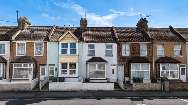 Bexhill Road, St. Leonards-On-Sea, photo 1