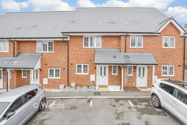 Honeysuckle Way, Coxheath, ME17, photo 1
