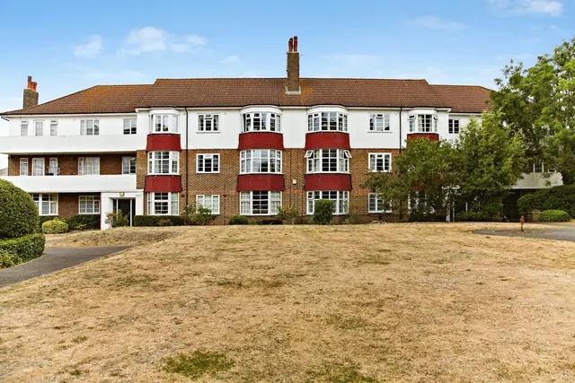 Addiscombe Road, Croydon, CR0, photo 1