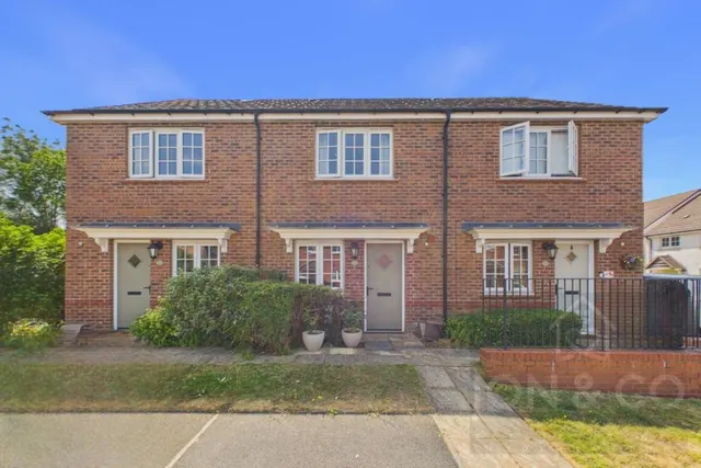 Waterfurrows Way, Moulton, NN3, photo 1