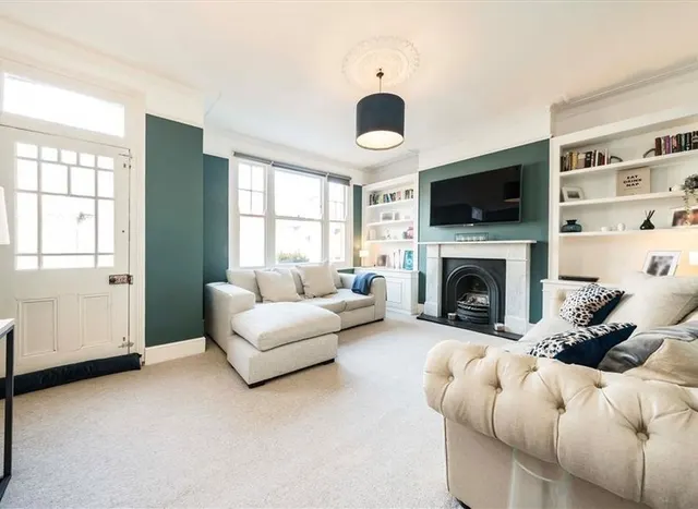 Dinsmore Road, Balham, SW12, photo 1
