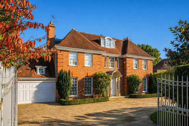 Winnington Road, London, N2, photo 1