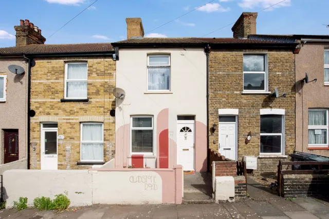 Gladstone Road, Dartford, photo 1