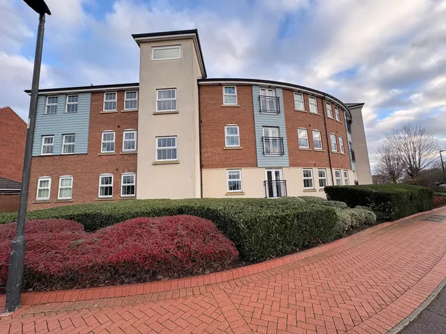 Windermere Drive, Lakeside, DN4, photo 1