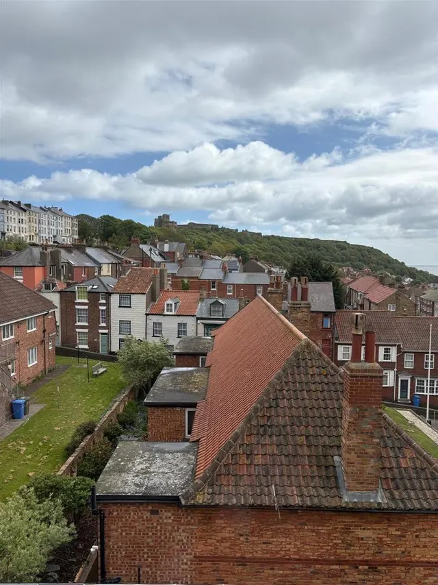 Photo 2 — Auborough Street, Scarborough YO11 1HT