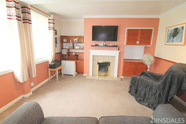 Photo 3 — Rhodesway, Bradford BD8 0DN