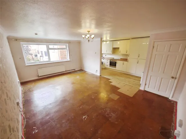 Hutton Road, Shenfield, CM15, photo 3