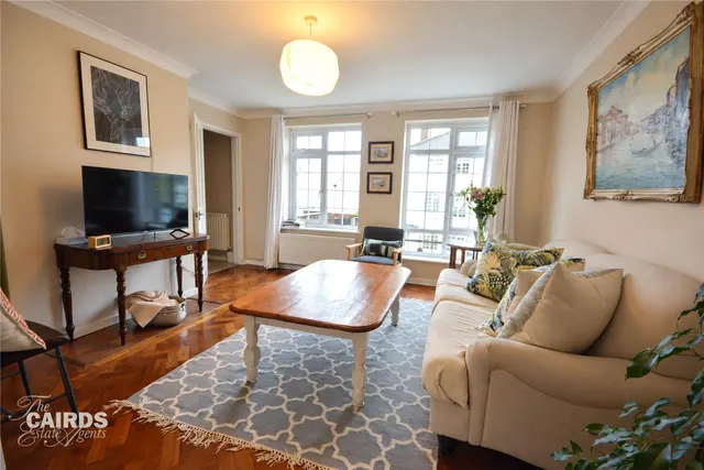 West Street, Epsom, KT18, photo 2
