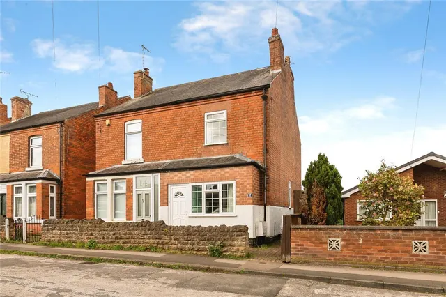 Eastwood Road, Radcliffe-on-Trent, NG12, photo 1
