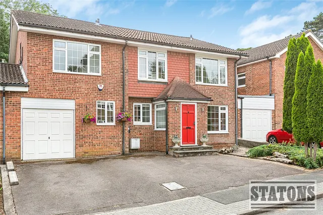 Rockways, Arkley, Hertfordshire, EN5 3JJ, photo 1
