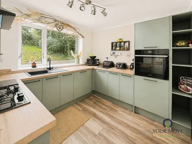 Photo 3 — Huntington Drive, Darwen, Lancashire, BB3