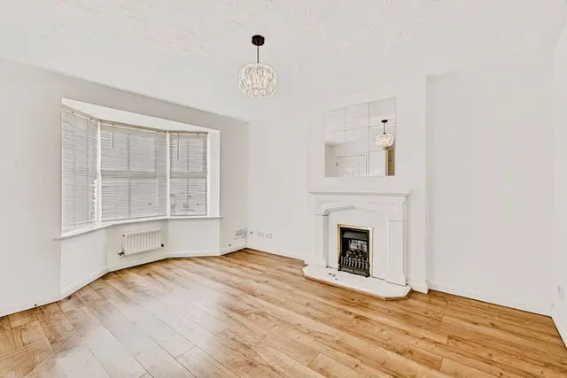 Woodgate Road, Wootton, NN4, photo 1
