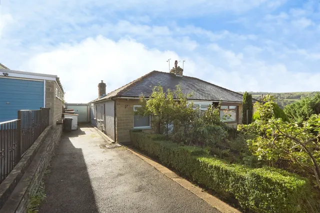 Aireville Mount, Sandbeds, BD20, photo 1
