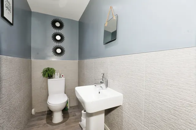James Gibbons Road, Crewe, CW1, photo 2