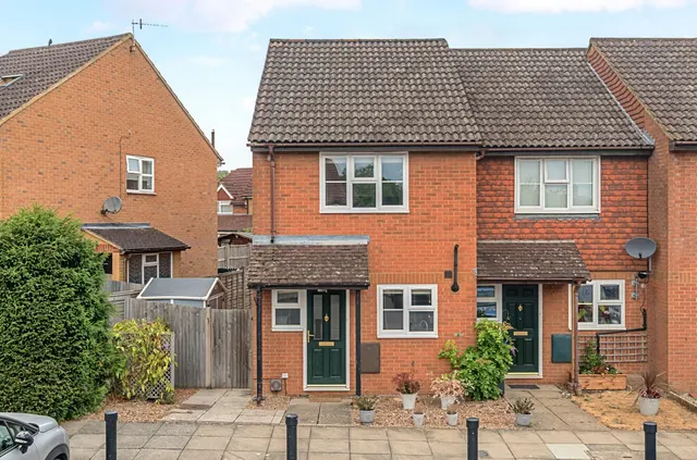 Elizabeth Road, Godalming, GU7, photo 1