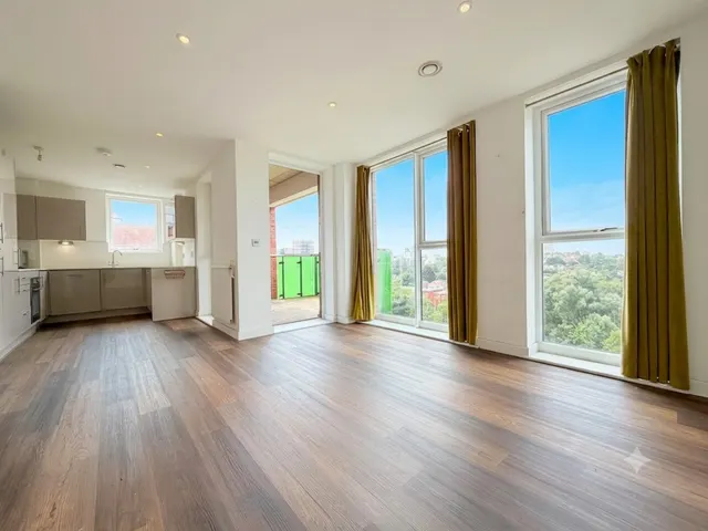 Matthews Close, Wembley, HA9, photo 2