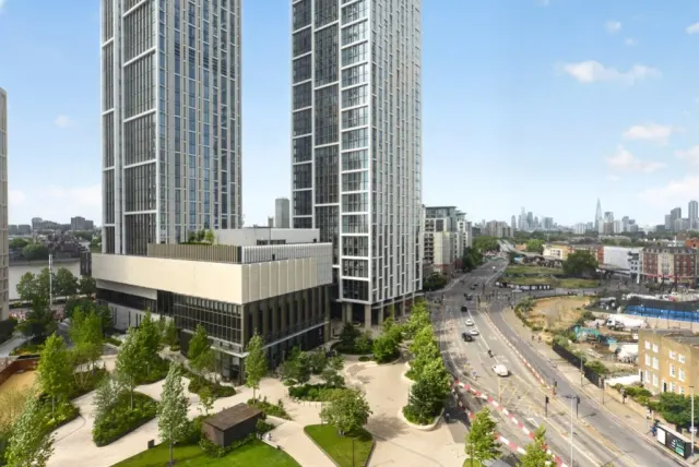 Carnation Way, Nine Elms, SW8, photo 1