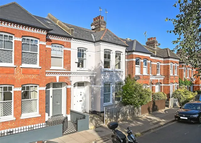 Photo 2 — Wix's Lane, London, SW4