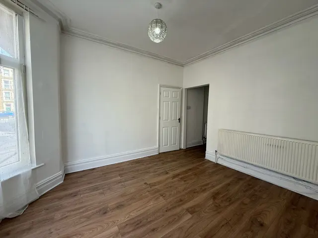 Euston Grove, Morecambe, LA4, photo 2