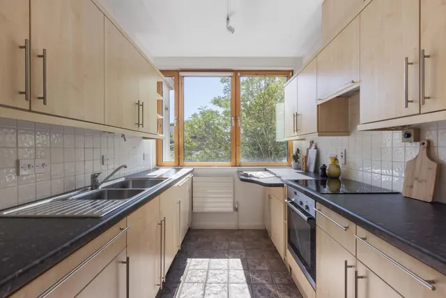 Hyde Park Crescent, London, W2, photo 3