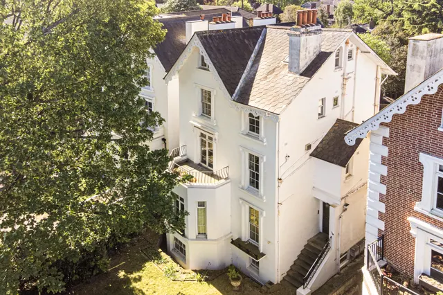Oak Hill Road, Surbiton, KT6, photo 1