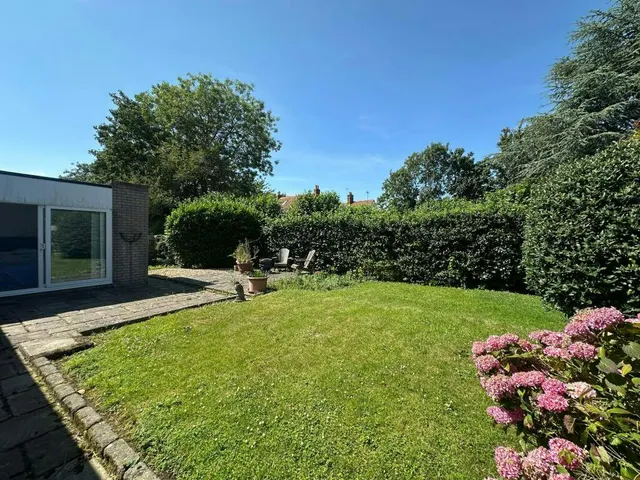 Photo 2 — Beechwood Road, Nailsea, BS48