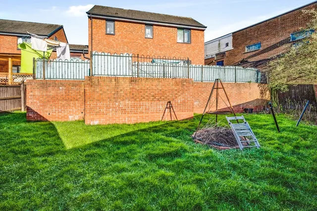 Highbury Road, Nottingham, NG6, photo 3