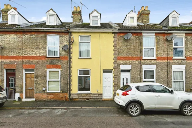 Birchwood Street, King's Lynn, PE30, photo 1