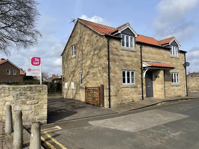 Southgate, Pickering, YO18, photo 1