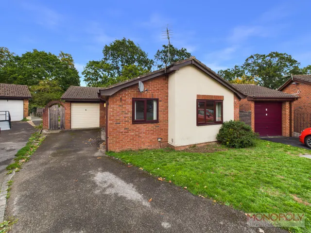 Kings Oak Court, Wrexham, LL13, photo 1