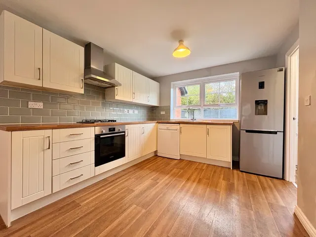 Rees Way, Lawley, TF4, photo 2