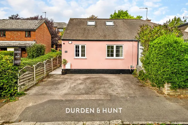 3 bedroom house, Cascade Road, Buckhurst Hill, IG9