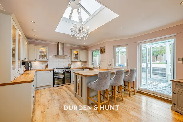 Cascade Road, Buckhurst Hill, IG9, photo 3