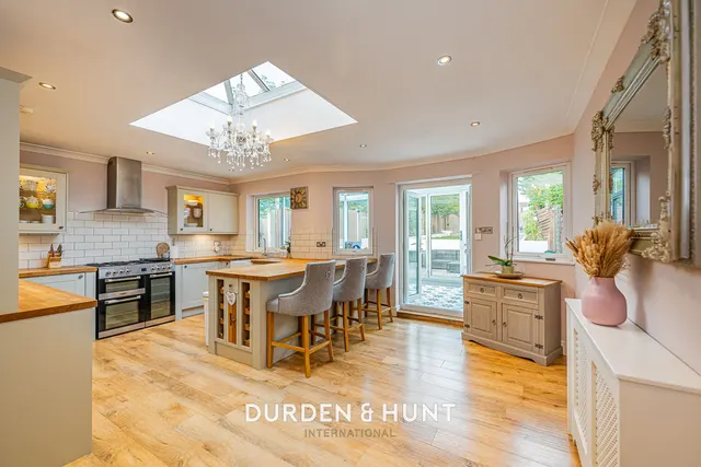 Cascade Road, Buckhurst Hill, IG9, photo 2