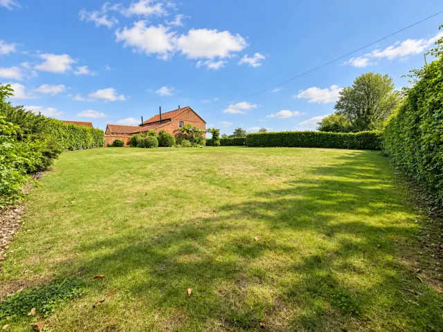 Elms Lane, Beccles, photo 2