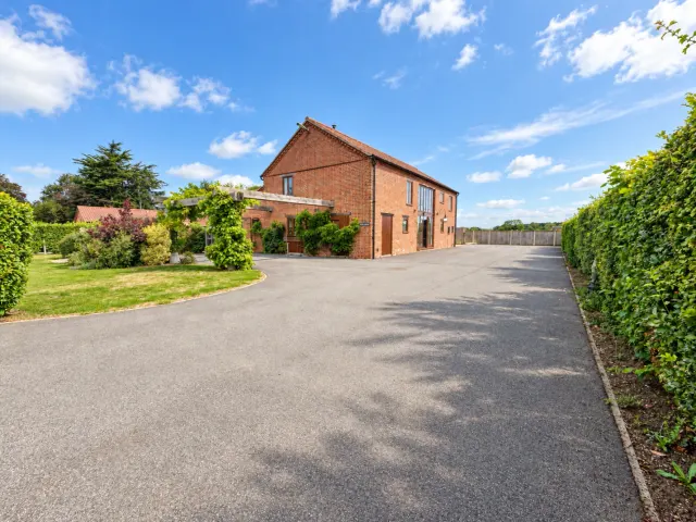 Elms Lane, Beccles, photo 1