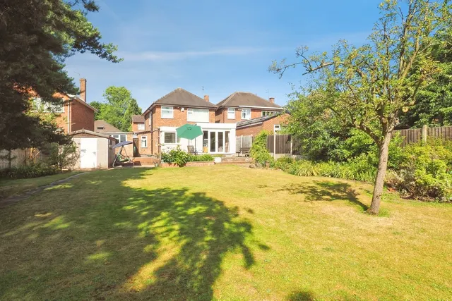 Photo 2 — Warrender Close, Bramcote, Nottingham, Nottinghamshire, NG9