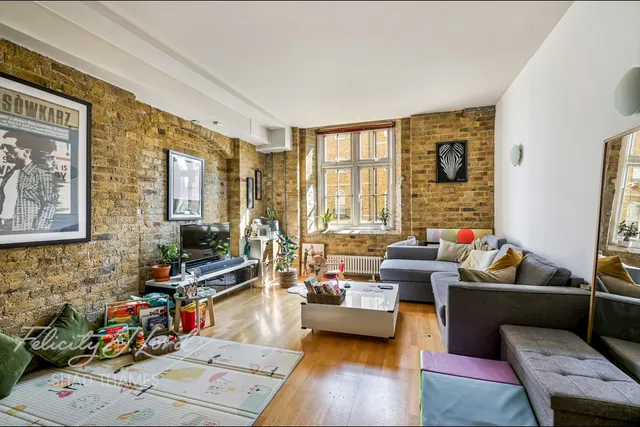 Rotherhithe Street, SE16, photo 2