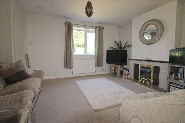 Staverton, Trowbridge, photo 2