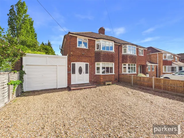 Park Lane, Charvil, RG10, photo 1