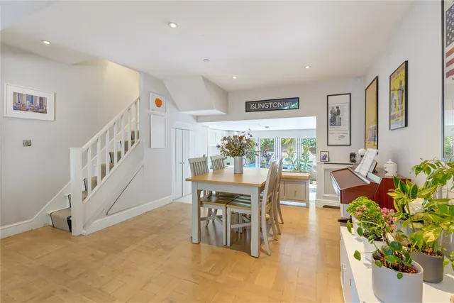 Tonsley Road, Wandsworth, SW18, photo 3