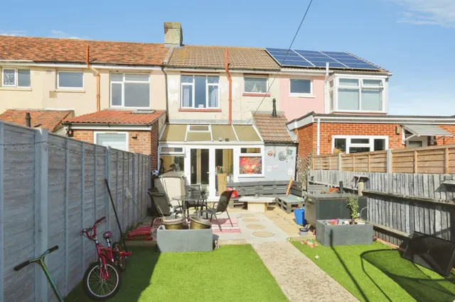 Palmyra Road, Gosport, PO12, photo 2