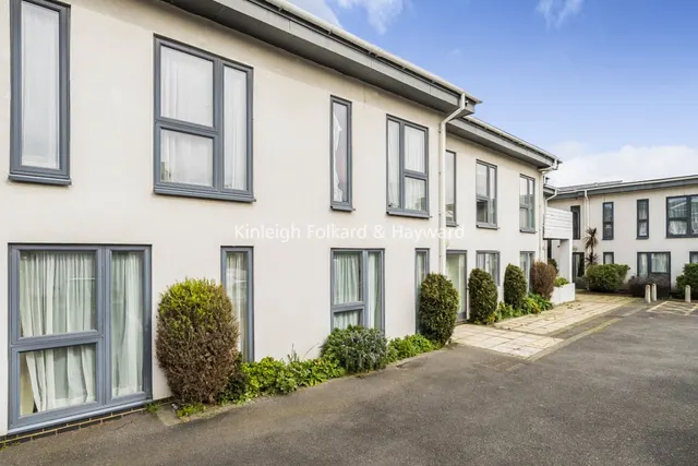 Furley Road, Peckham, SE15, photo 1
