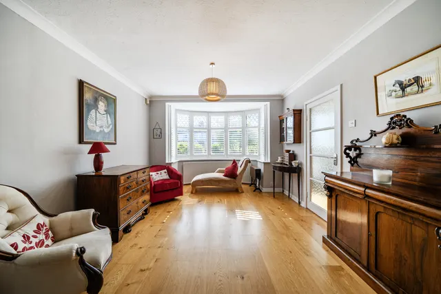 Photo 3 — Grosvenor Vale, Ruislip, HA4