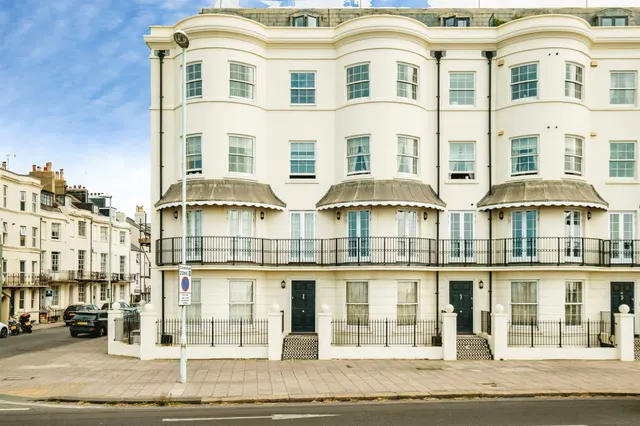 Marine Parade, Worthing, photo 1