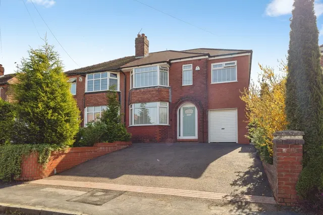 Harmol Grove, Ashton-under-Lyne, Greater Manchester, OL7, photo 1