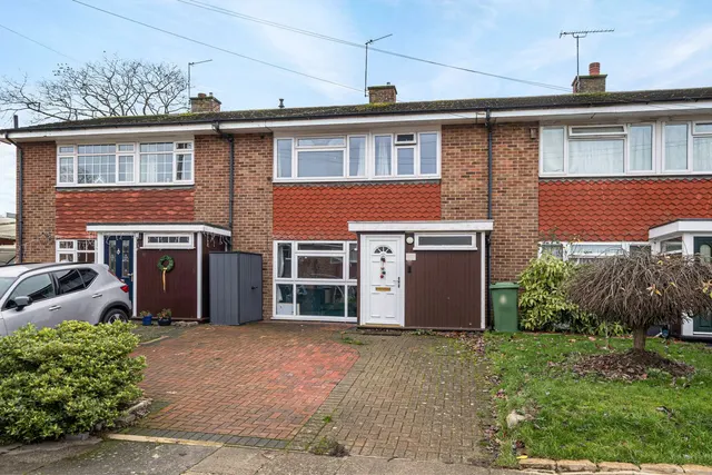 St. Giles Close, BR6, photo 1