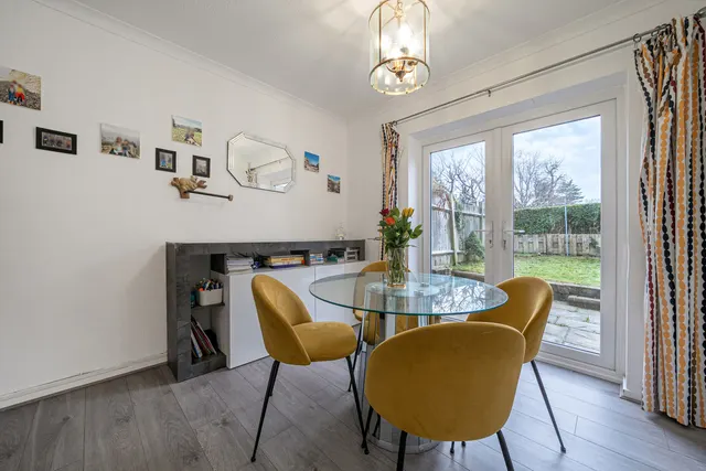 St. Giles Close, BR6, photo 3