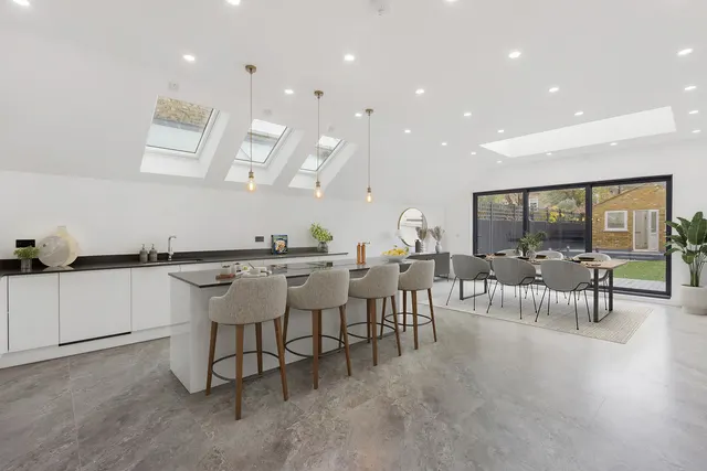 Harbord Street, London, SW6, photo 1